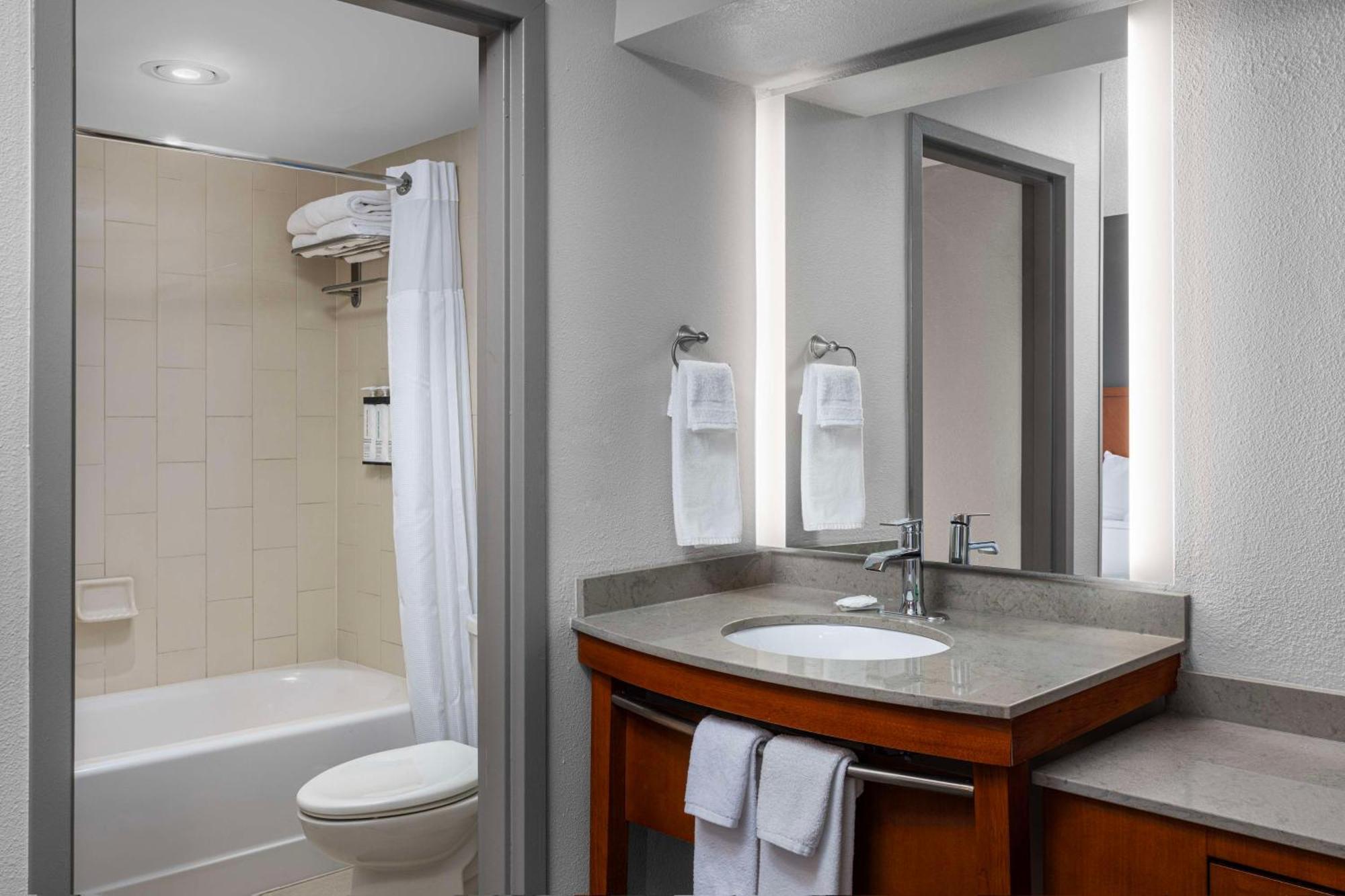 Hyatt Place Dallas North By The Galleria Аддисон Экстерьер фото