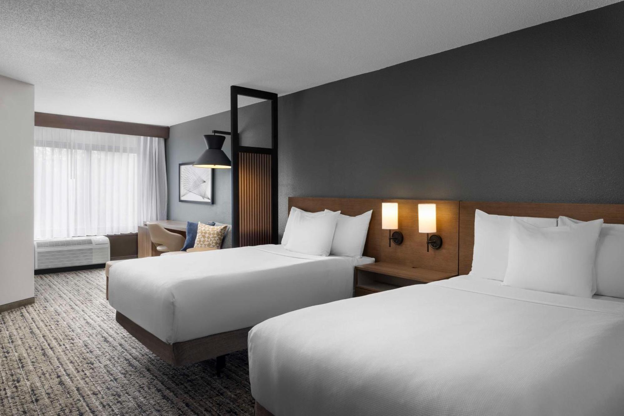 Hyatt Place Dallas North By The Galleria Аддисон Экстерьер фото