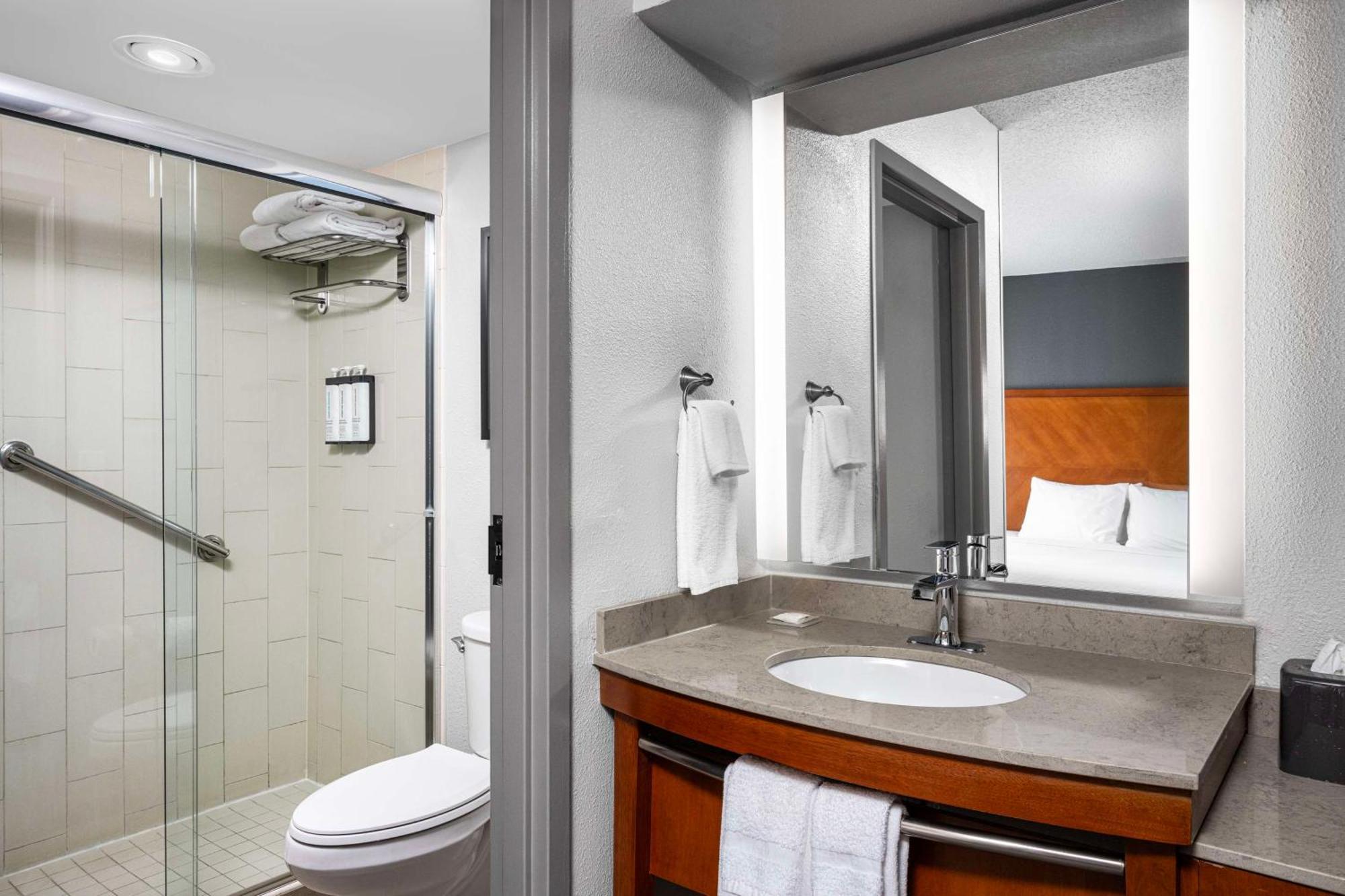 Hyatt Place Dallas North By The Galleria Аддисон Экстерьер фото